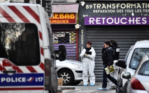 Thumbnail image for Six simultaneous bombing and shooting attacks kill more than 120 in Paris